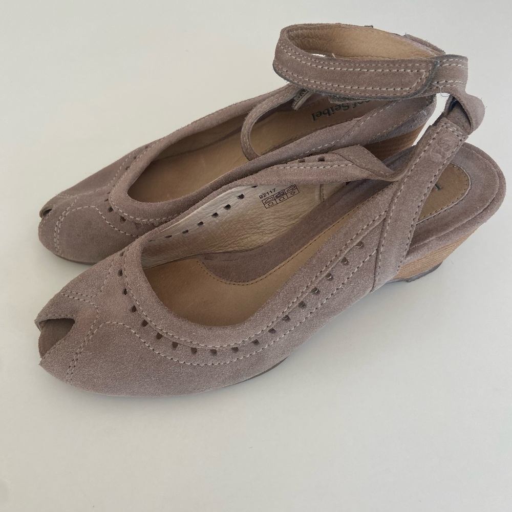 Women's Suede Peep-Toe Wedges